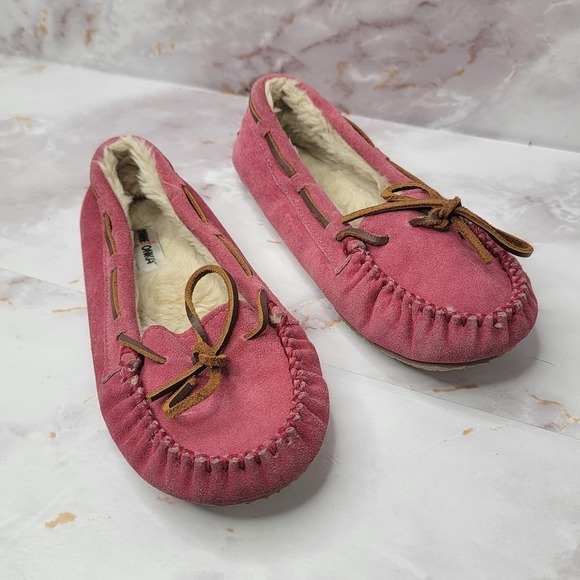 Minnetonka Moccasins Slipper Pink Suede - Picture 4 of 9